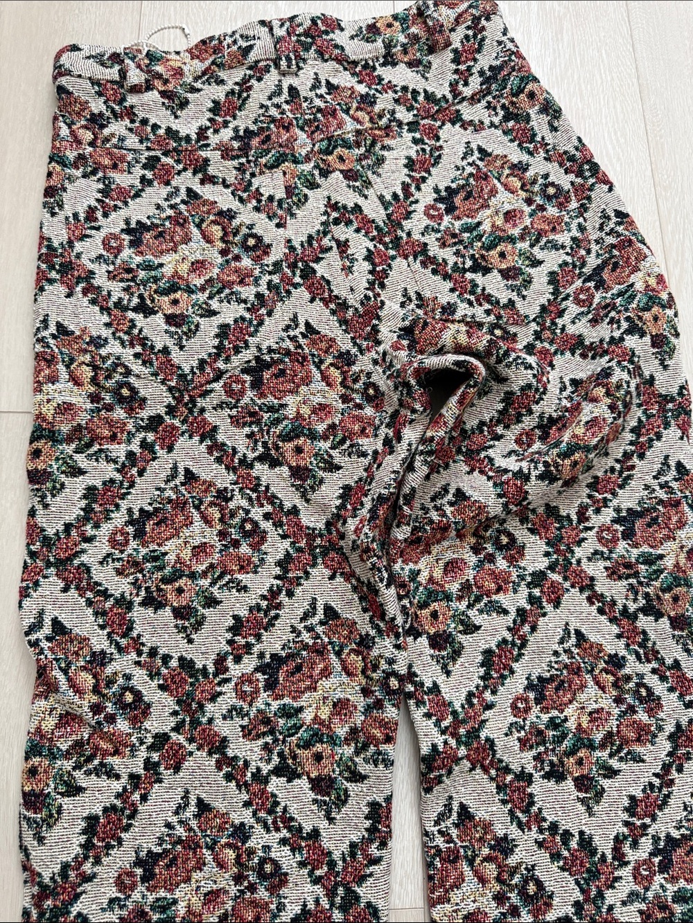Tanner Fletcher Straight-Leg Floral Tile Print Pants in Cream - Picture 12 of 13